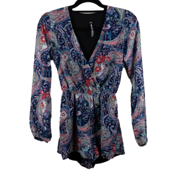 Design Lab Lord &Taylor Blue Multicolored Paisley Long Sleeve Crossbody Romper - Picture 1 of 12